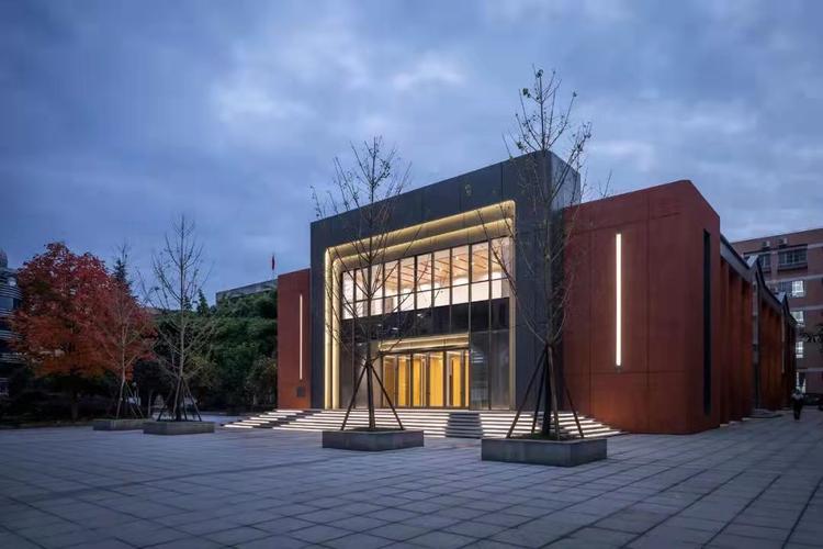 广州建筑幕墙工程 玻璃幕墙的技术创新与城市美学